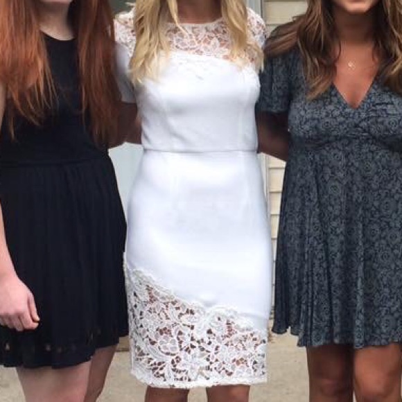 Dainty hooligan white lace knee length dress - Picture 5 of 5